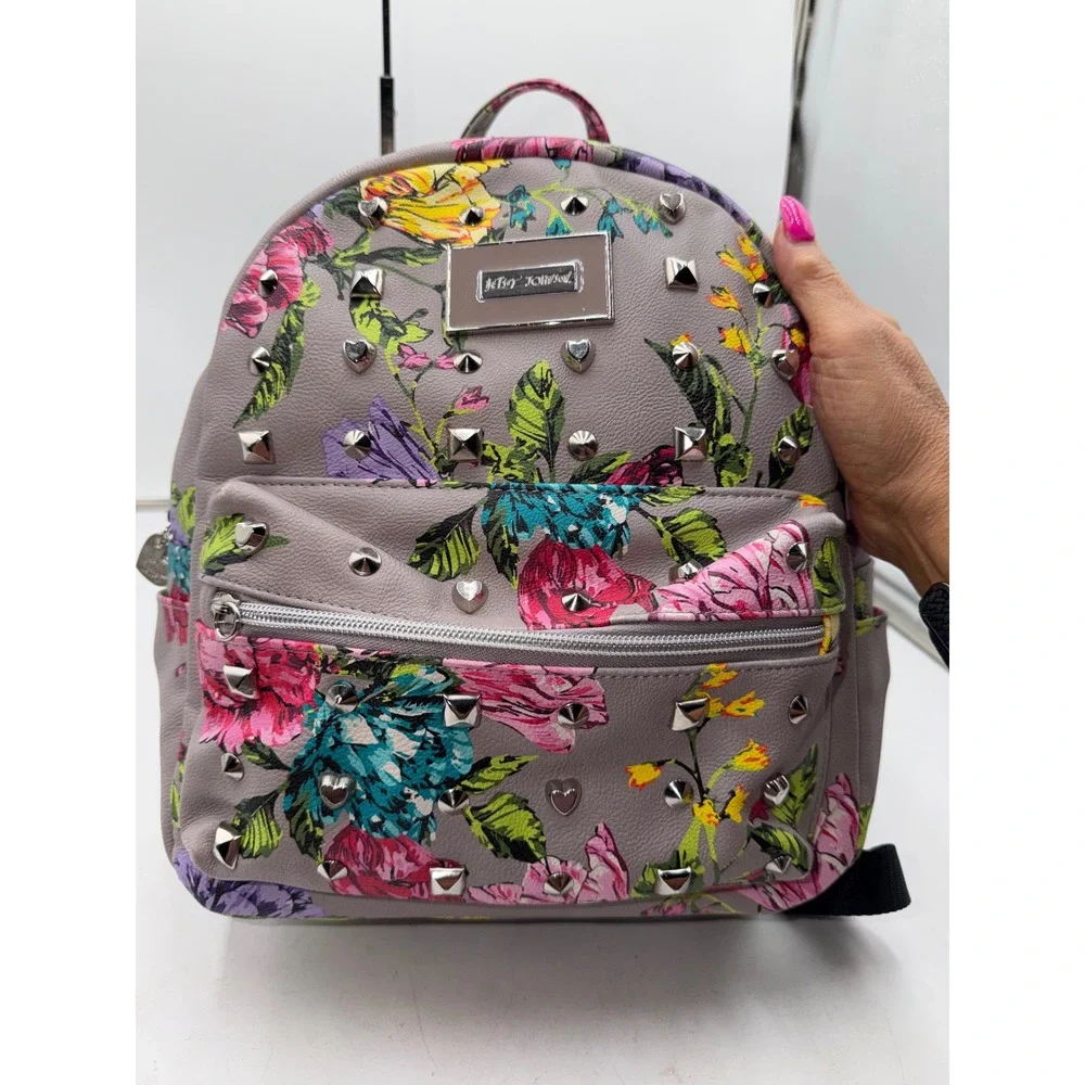 Betsey Johnson betsey johnson